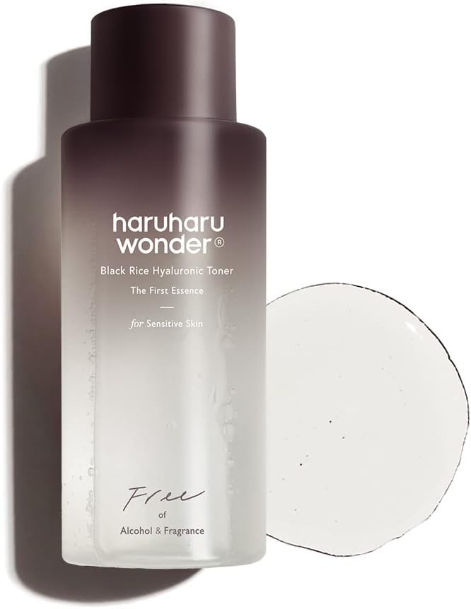 Haruharu Wonder Black Rice Hyaluronic Toner is highly suitable for has sensitive skin users to hydrate skin, texture improvement. It improves skin's moisture level 57% and reduce uneven skin texture by 11%